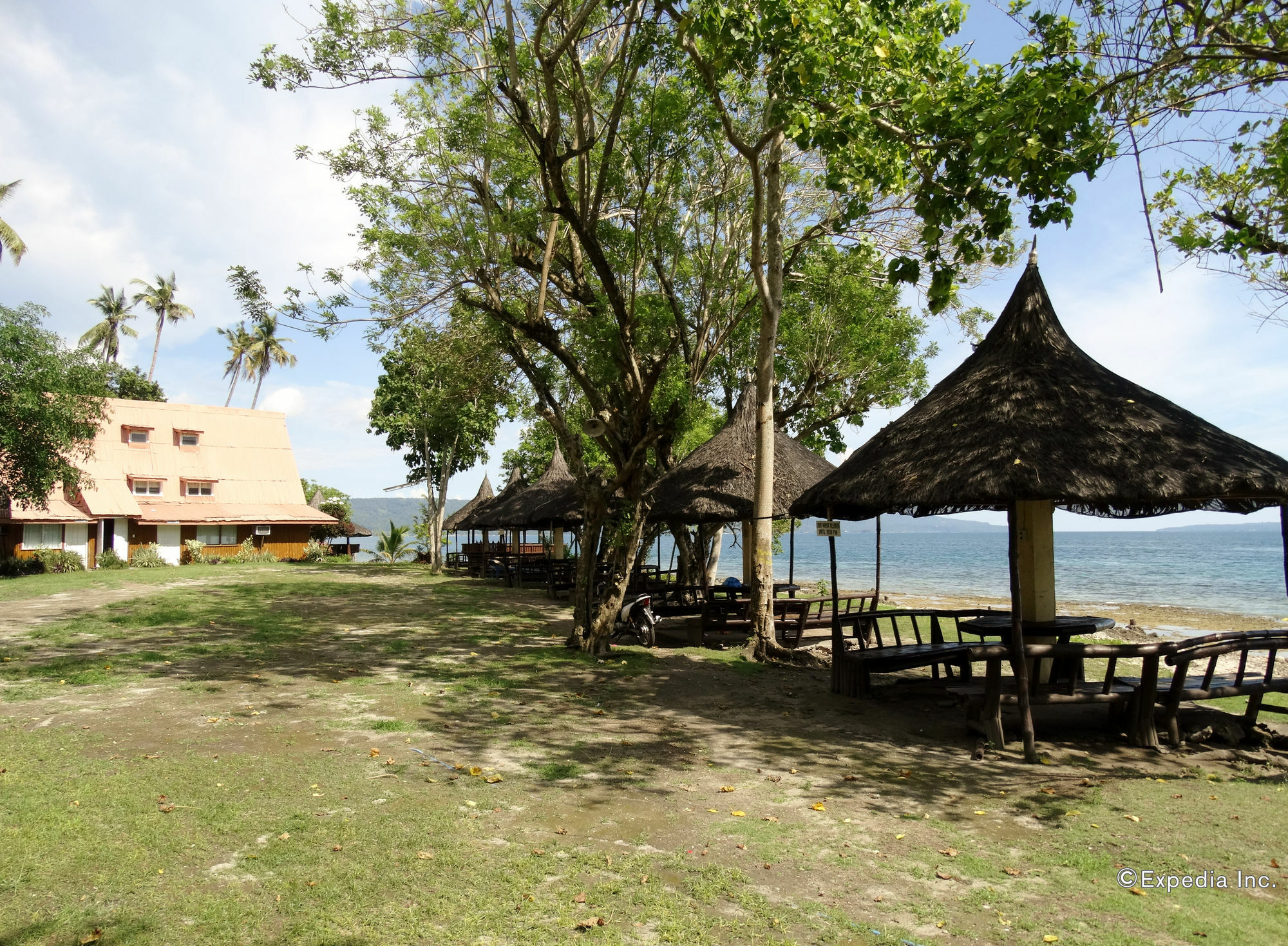 Punta Del Sol Araceli Beach Resort Samal Exterior foto